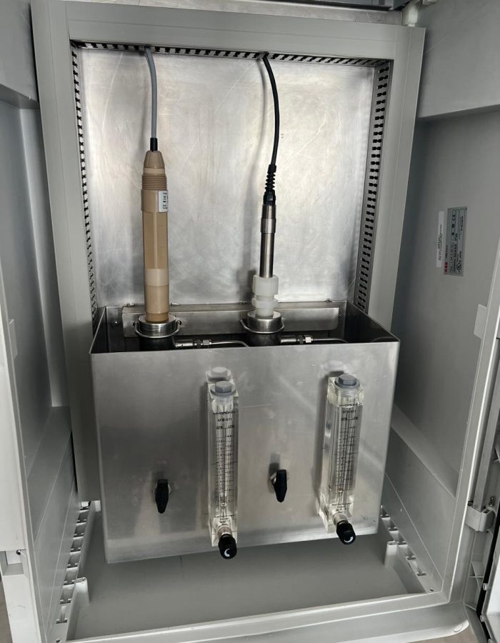 08423883-e5c3-4acf-a415-7a8190f4d744